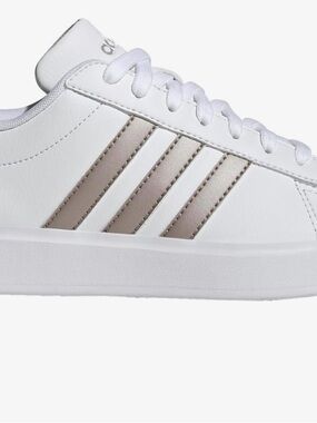 Adidas Women's Grand Court 2.0 Tennis Shoe
